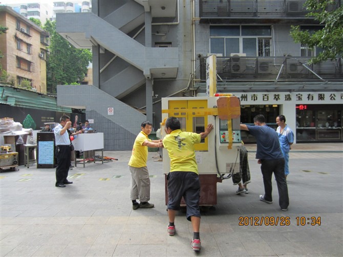 广州黄埔区搬家公司：正大福珠宝厂房搬家